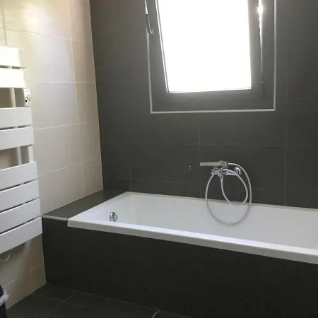 Villa Elegante A Porto-vecchio Avec Piscine Privee *