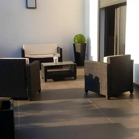 Villa Elegante A Porto-vecchio Avec Piscine Privee