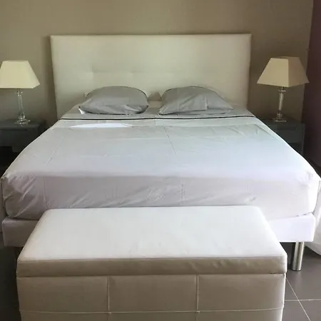 Villa Elegante A Porto-vecchio Avec Piscine Privee