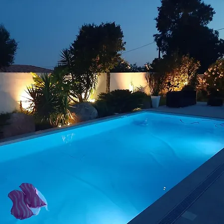 Villa Elegante A Porto-vecchio Avec Piscine Privee *