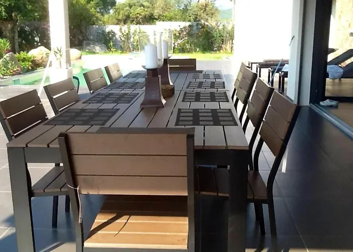 Elegante A Porto-vecchio Avec Piscine Privee *